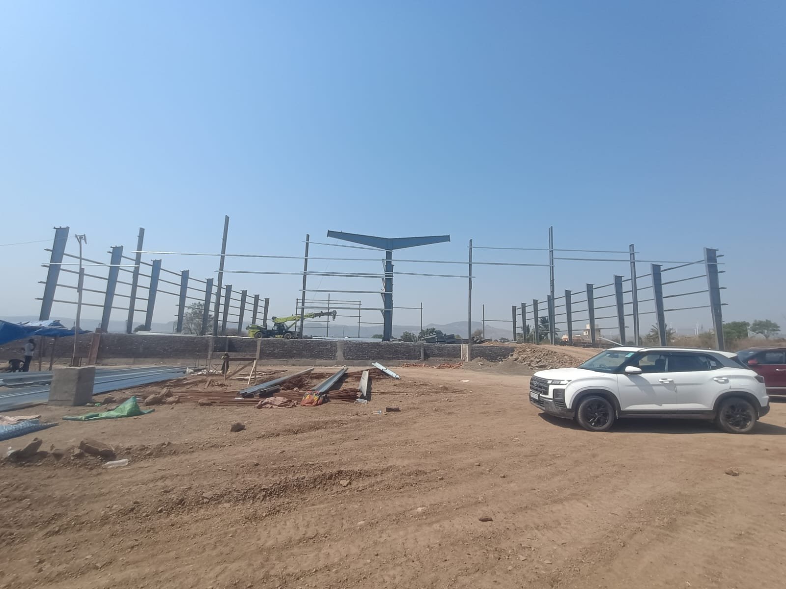 Structural steel truss and purlin detail during erection