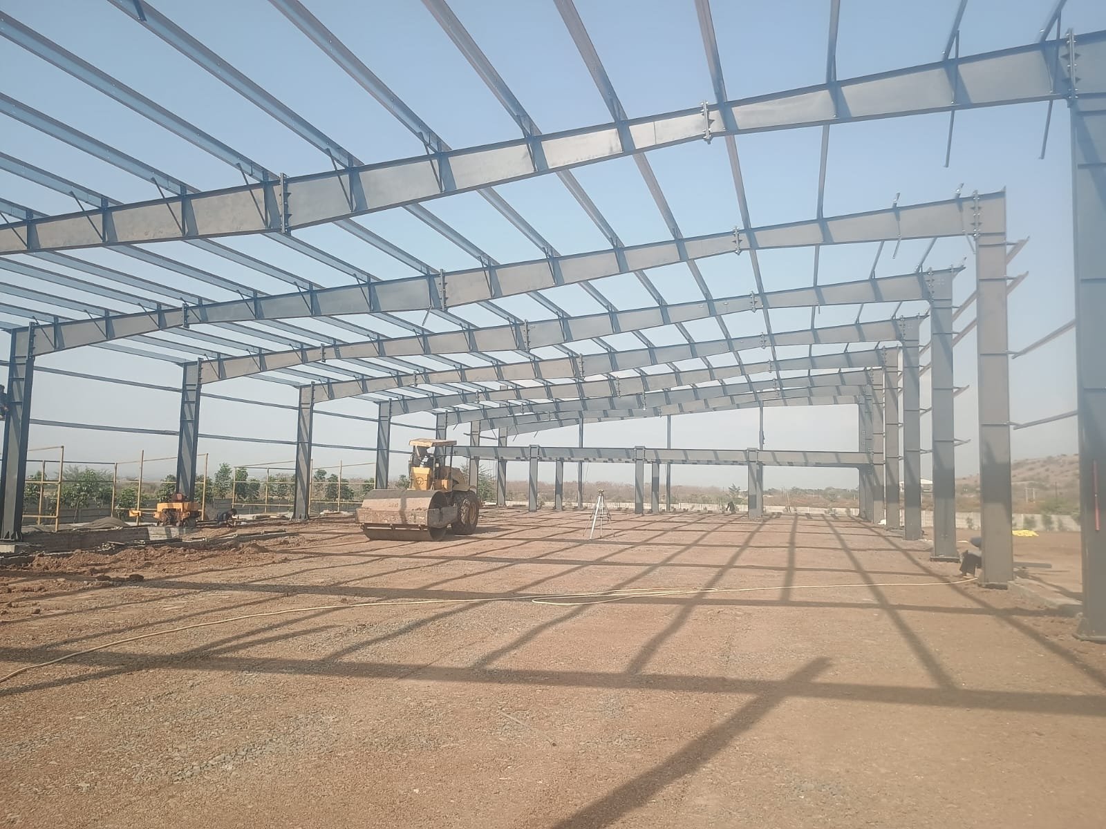 Portal frame and rafter erection wide span